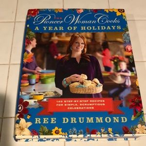 The pioneer women holiday cookbook